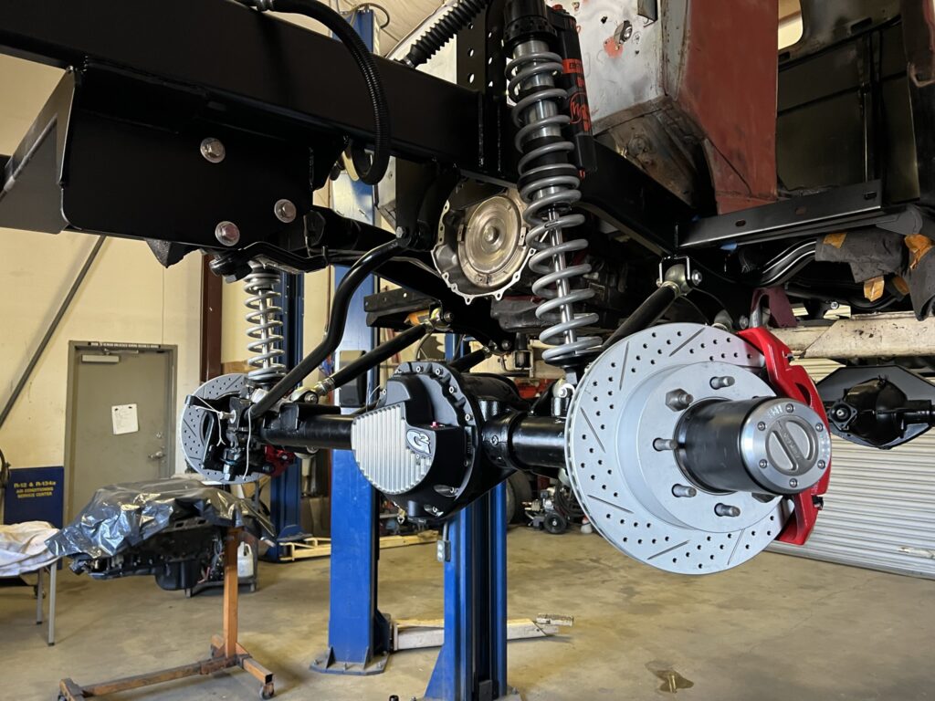 Ram 9.25 Front Diff Cover Yukon Hubs